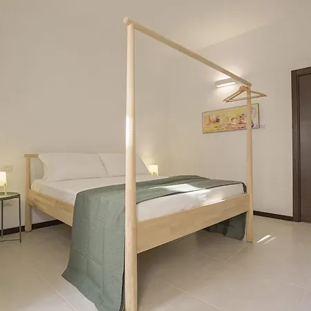 게스트하우스 Cortile Baronello 4*
