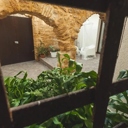 Maison d'hôtes Cortile Baronello 4*